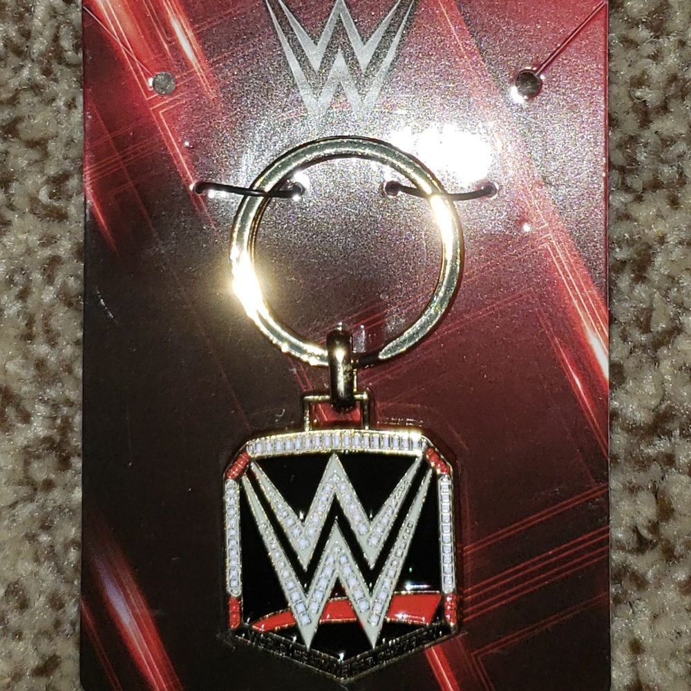 WWE World Wrestling [Licensed!] logo keychain